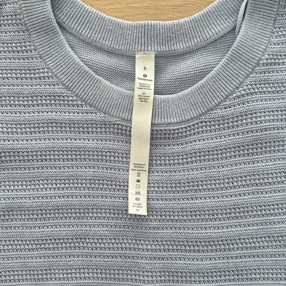 Lululemon Sweater - Picture 2 of 4